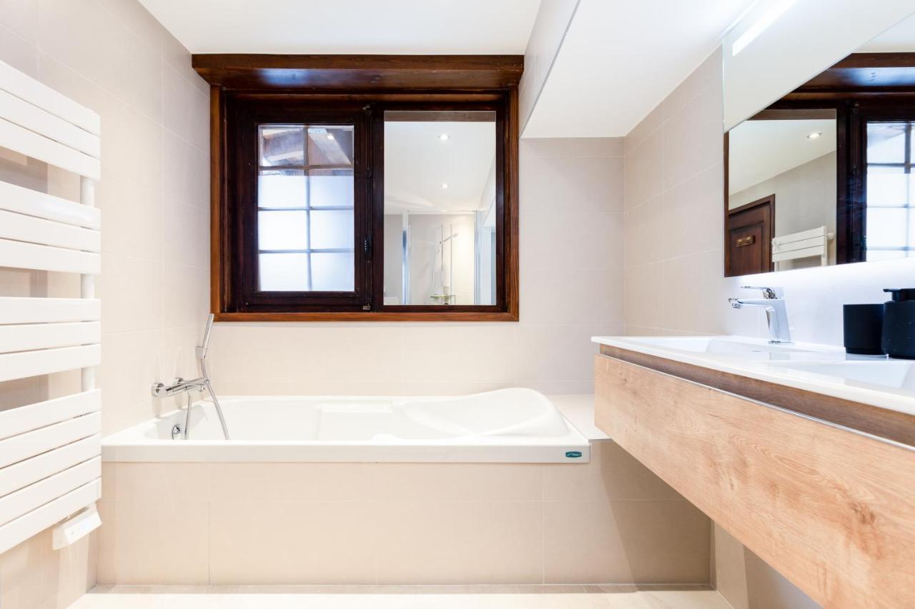 Chalet Les Praz - 280Sqm - Sauna Cinema Fitness - 5 Bedrooms In Heart Of Les Praz - By Cozee Rentals 霞慕尼 外观 照片