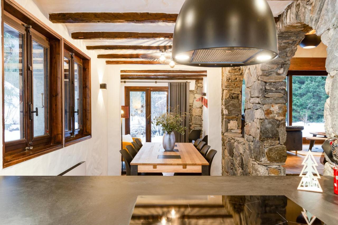 Chalet Les Praz - 280Sqm - Sauna Cinema Fitness - 5 Bedrooms In Heart Of Les Praz - By Cozee Rentals 霞慕尼 外观 照片