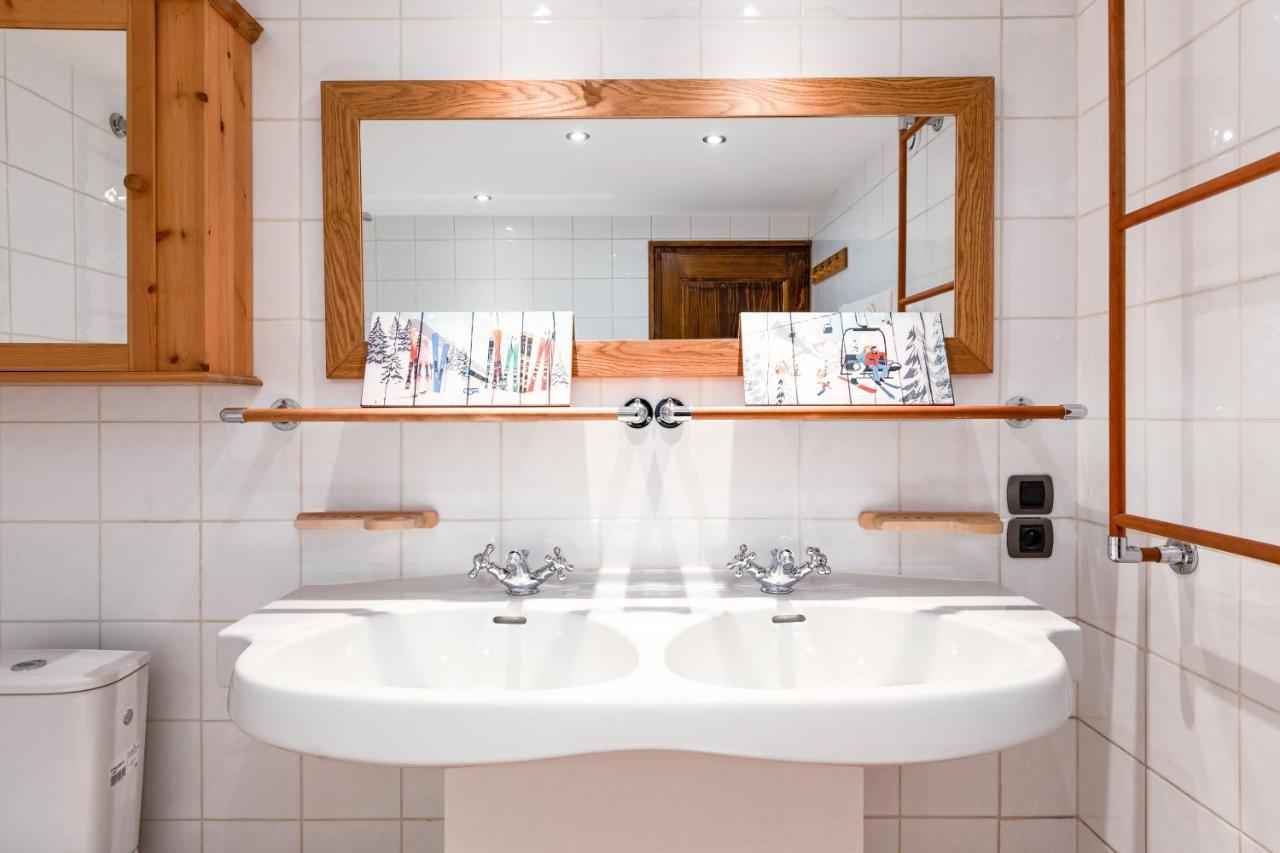 Chalet Les Praz - 280Sqm - Sauna Cinema Fitness - 5 Bedrooms In Heart Of Les Praz - By Cozee Rentals 霞慕尼 外观 照片